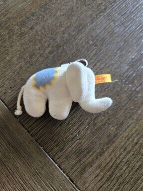 Steiff 140th Anniversary Elephant Keychain🐘‼️SOLD OUT